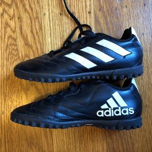 adidas kids size 1 turf cleats great condition!